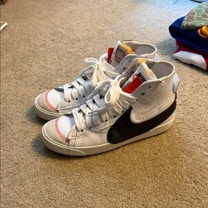 Nike Blazer Mid 77 Jumbo